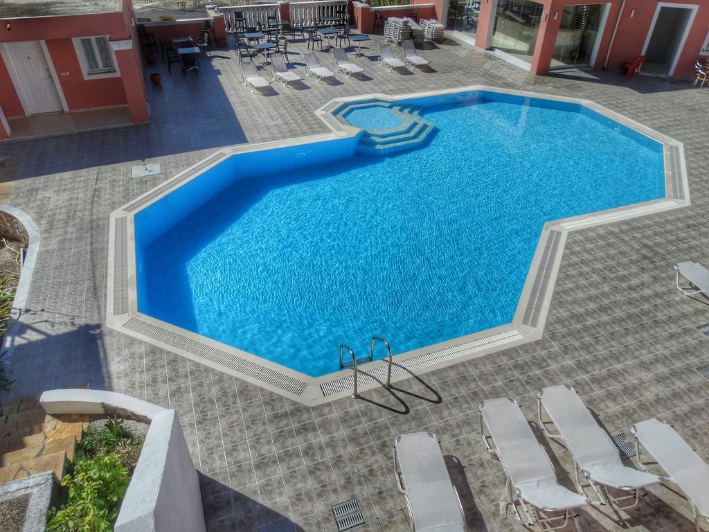 Paradiso Hotel Sea View And Pool Suites Ipsos Corfu Room photo