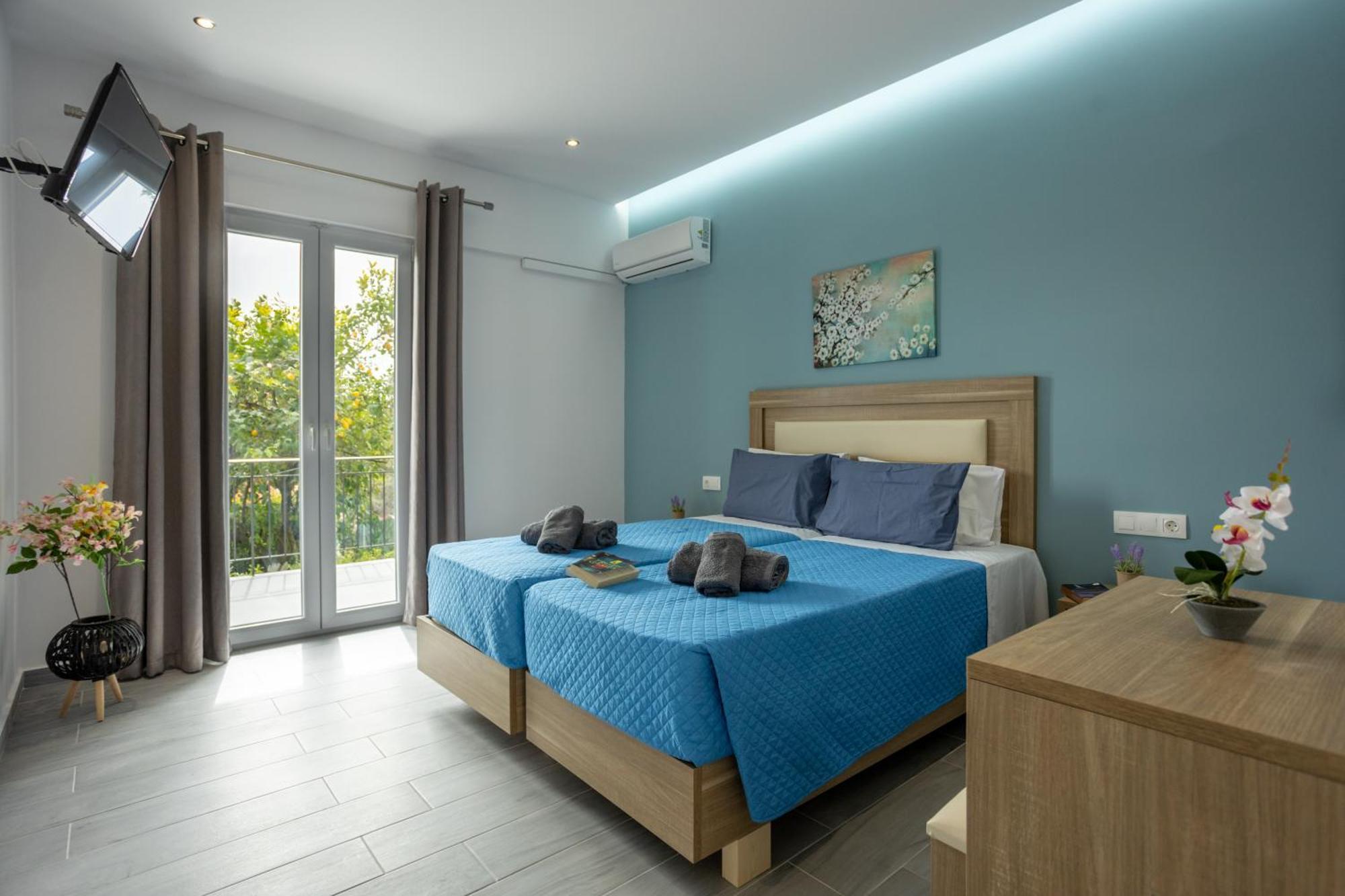 Paradiso Hotel Sea View And Pool Suites Ipsos Corfu Exterior photo